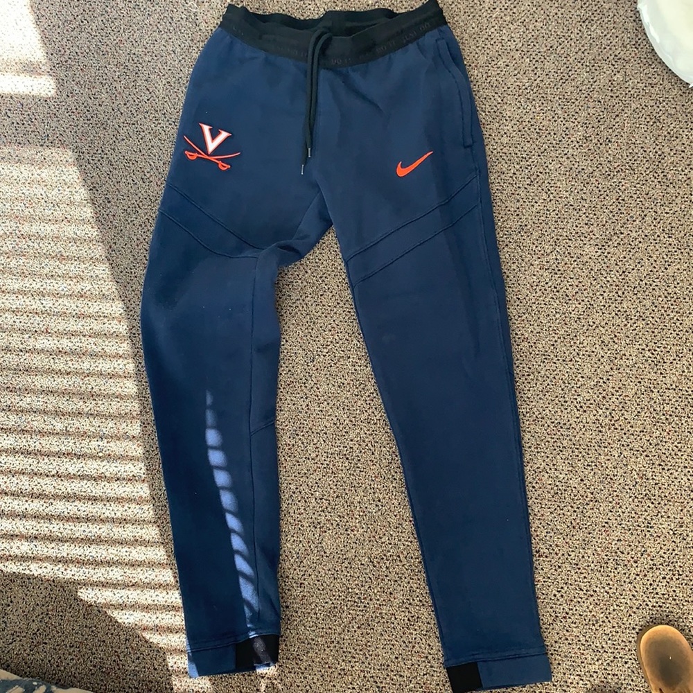 virginia nike women’s joggers